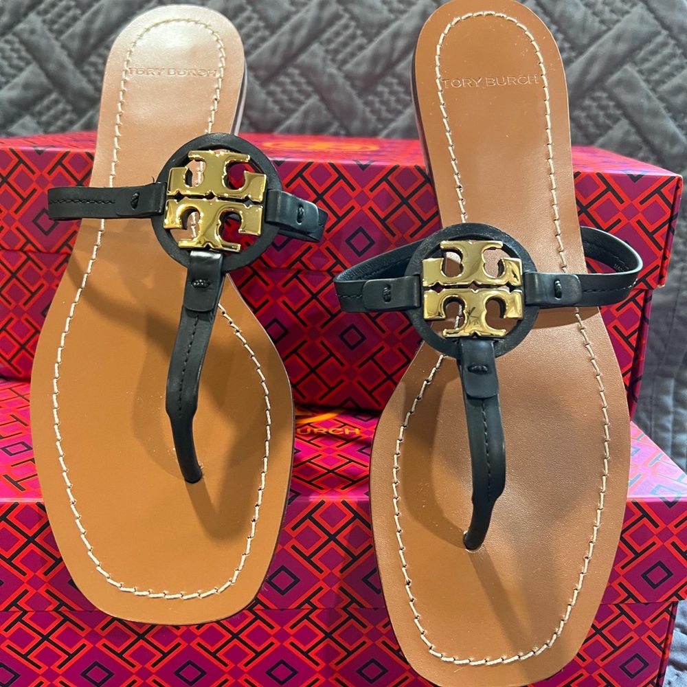 Tory Burch Mini Miller Women’s size 7 Black